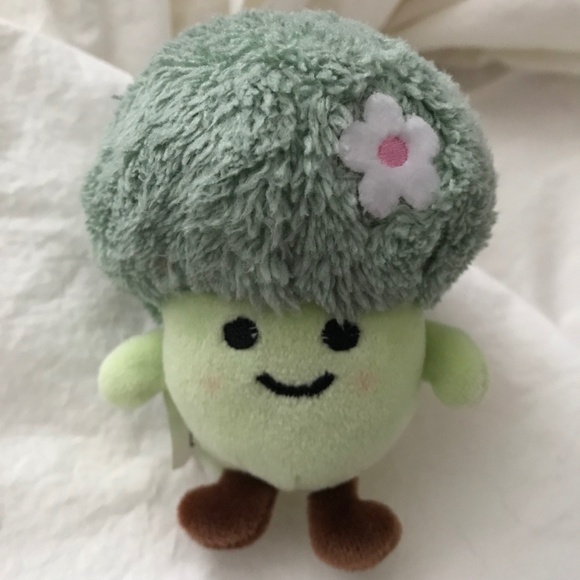 Broccoli Keychain Feminine Flower 4” x 3” - Picture 1 of 7